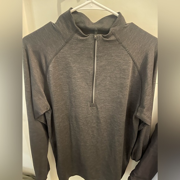 Lululemon 1/4 zip metal vent tech. Size large. Men’s - Picture 1 of 3